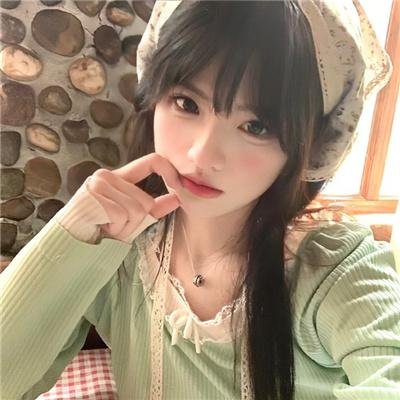 如蝶翩翩